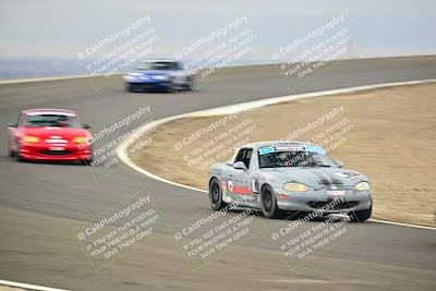 media/Jan-26-2025-CalClub SCCA (Sun) [[cfcea7df88]]/Group 4/Race/